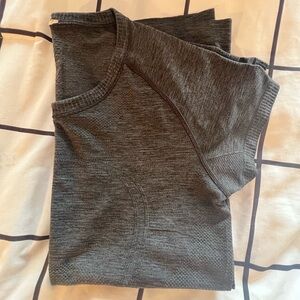 Lululemon swiftly tech